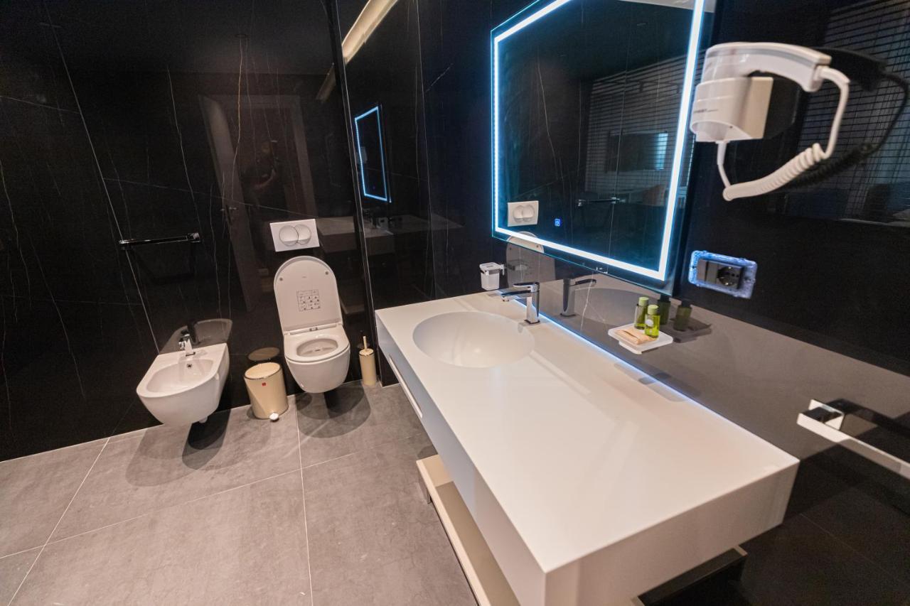 Hotel Esbjerg 4*